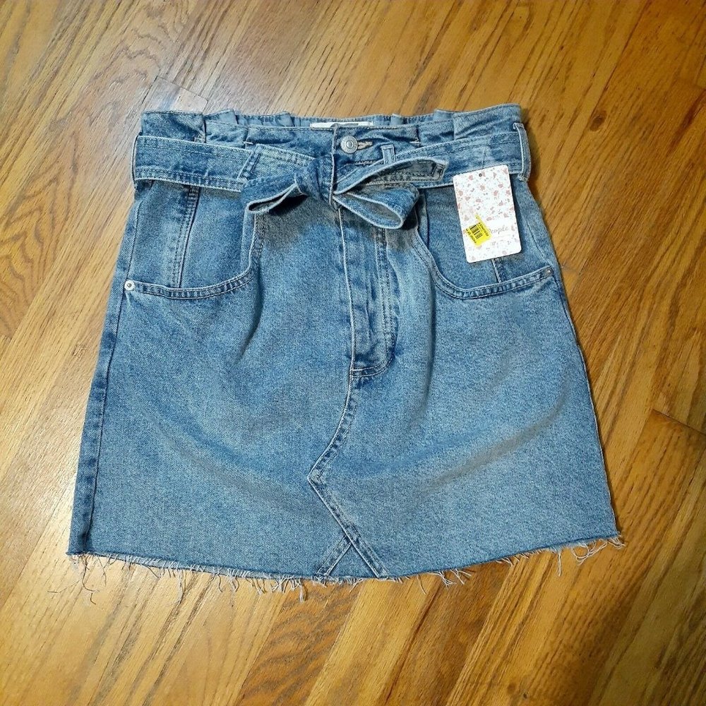 Free People East of Eden Mini Skirt Size 27 Short Denim High-Rise Distressed NWT